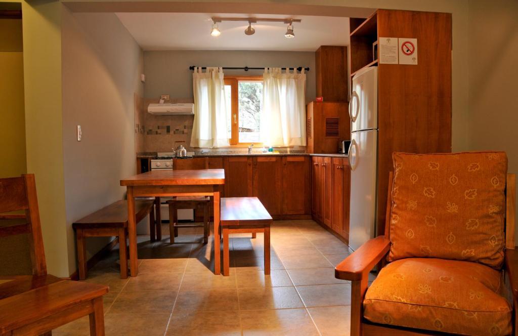 San Martín de los Andes Apart Hotel Del Tilo חדר תמונה